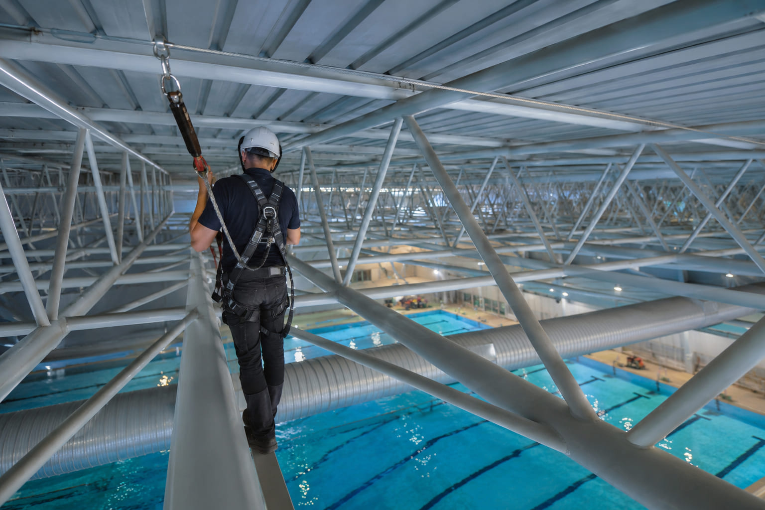 lineas-de-vida-piscinas-cubiertas-instalaciones-acuaticas